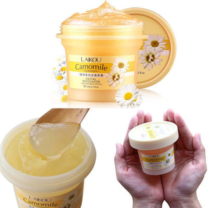 Facial gel scrub at elaten store