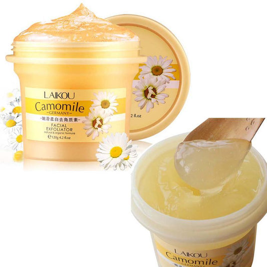 Facial gel scrub at elaten store